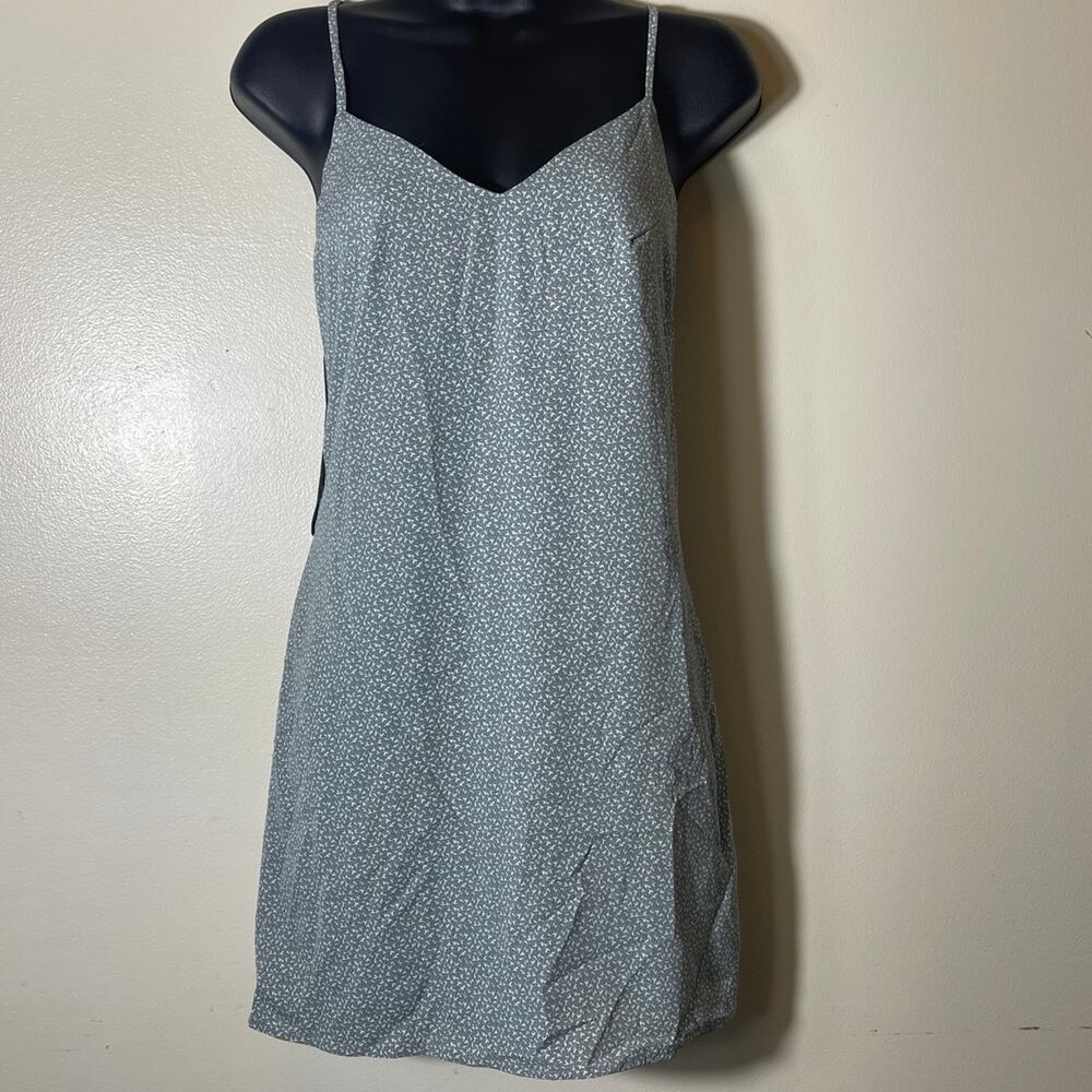Cottage core Spaghetti strap sweetheart neckline blue floral forever 21 sz small